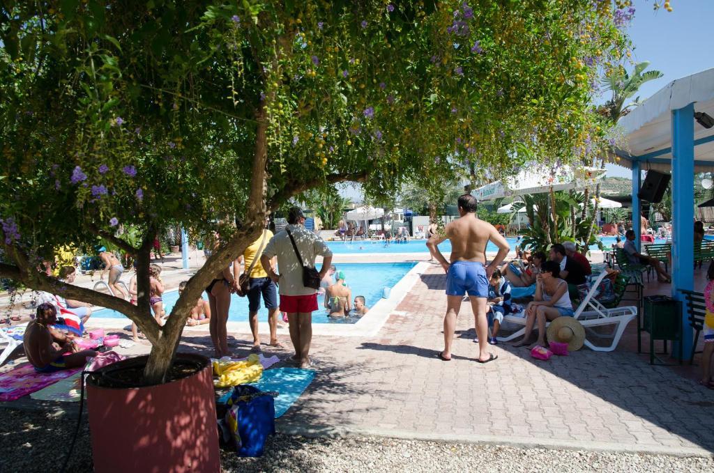 Kamemi Village & Camping Ribera Extérieur photo