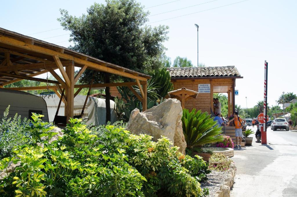 Kamemi Village & Camping Ribera Extérieur photo